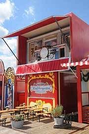 das Orchestrion im Münchner Weißbiergarten (©Foto: Martin Schmitz)